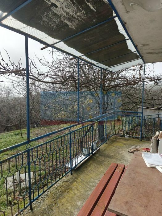 Къща в с. Поцърненци