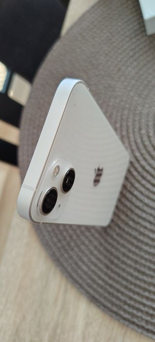 Iphone13 бял 128GB