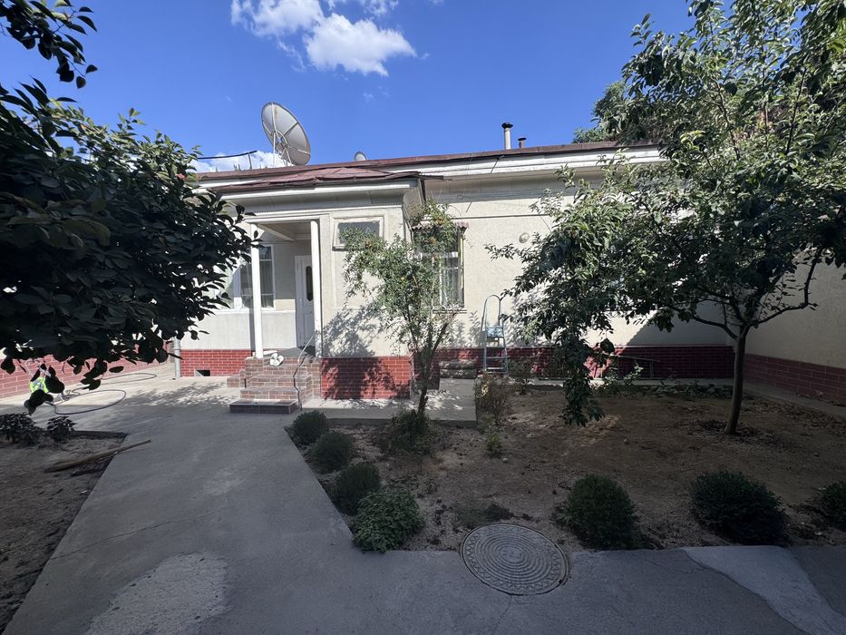 Продаётся дом участок