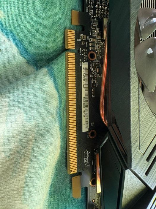 Видео карта Radeon RX 560