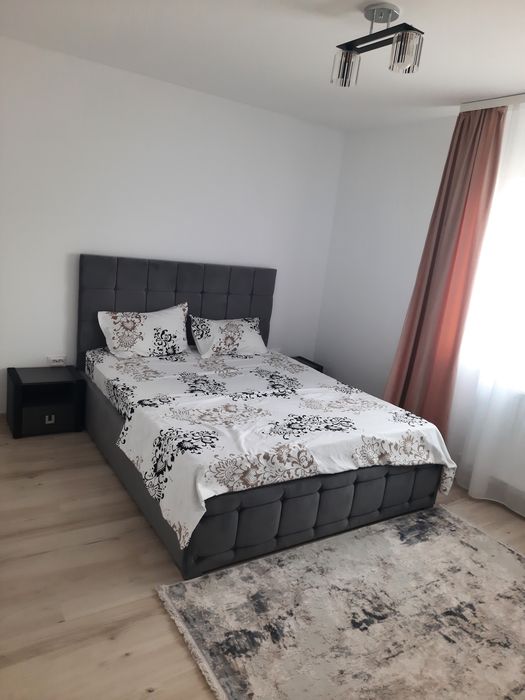 Vila  moderna  Family Market Miroslava