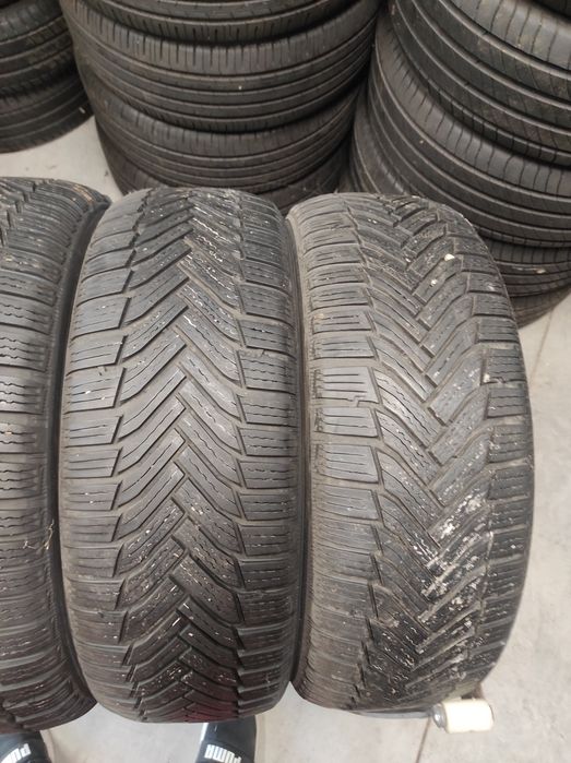 215/55/17 Michelin