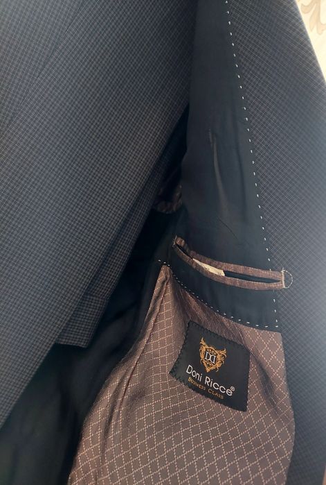 Костюм с брюками 48р