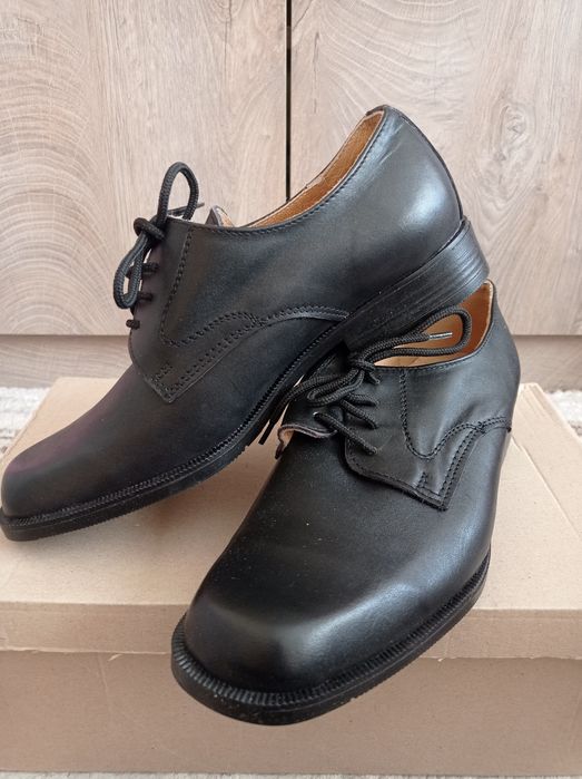 Официални мъжки обувки