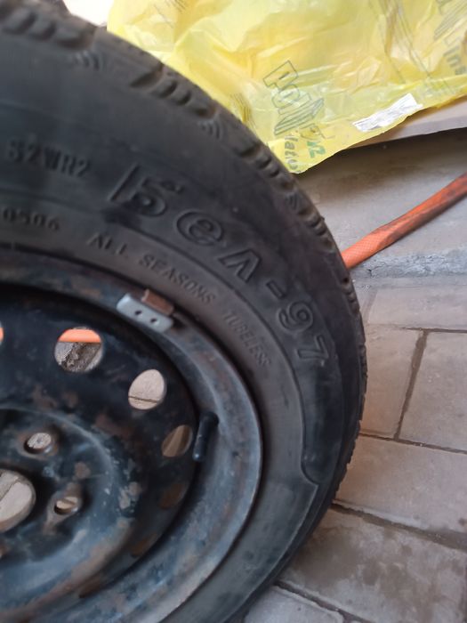 Срочно продам колеса летние