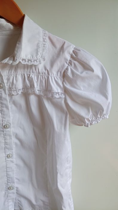 Школьные блузка и юбка