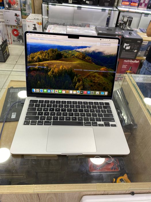 Macbook Air M2 16/512 ssd 13.6 RETINA batare 90-100% гачам бор! 5-10