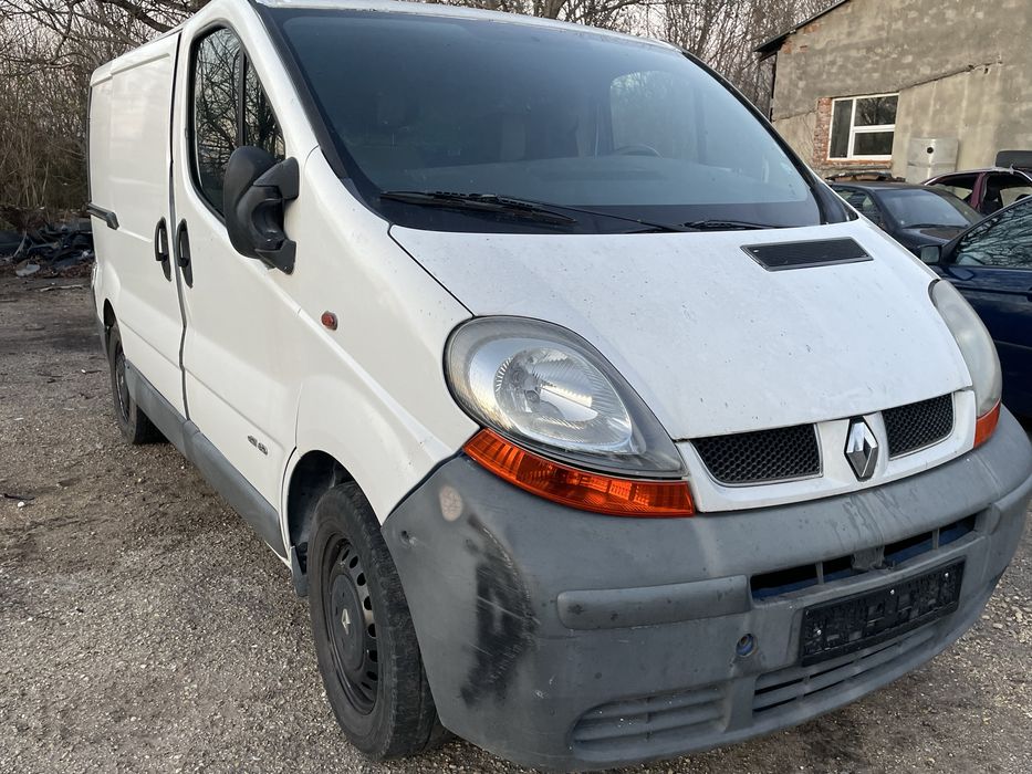 Renault trafic 1.9 dci 100 НА ЧАСТИ