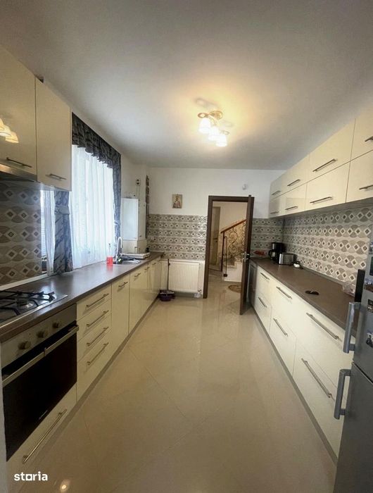 Duplex modern cu garaj, foișor, terasă | Curte amenajată
