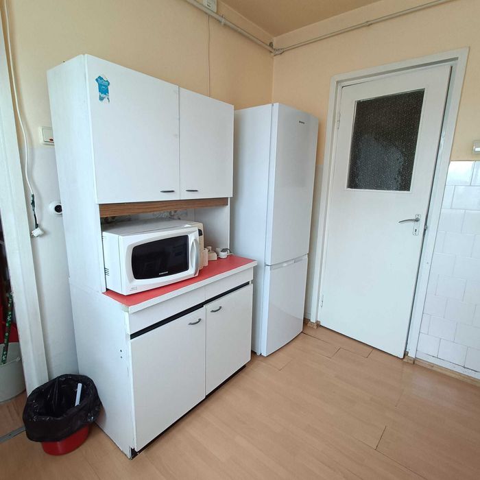 Închiriez apartament 2 camere, etaj 1, Bd. Nicolae Bălcescu (Deva)