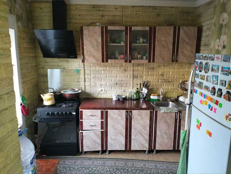 Продаётся дом (не дорого)