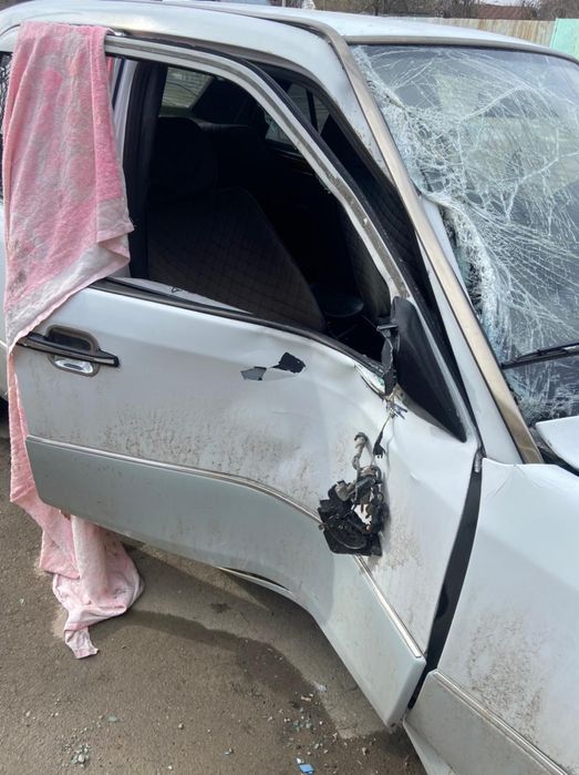 Мерс срочно аваринный