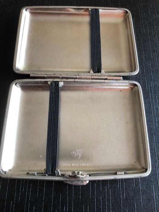 Метална табакера V.H. (Von Hofe) Made in Germany,  компактна 14 цигари