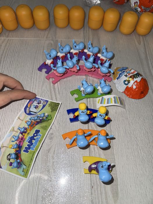 Kinder the happos  family . marvel .