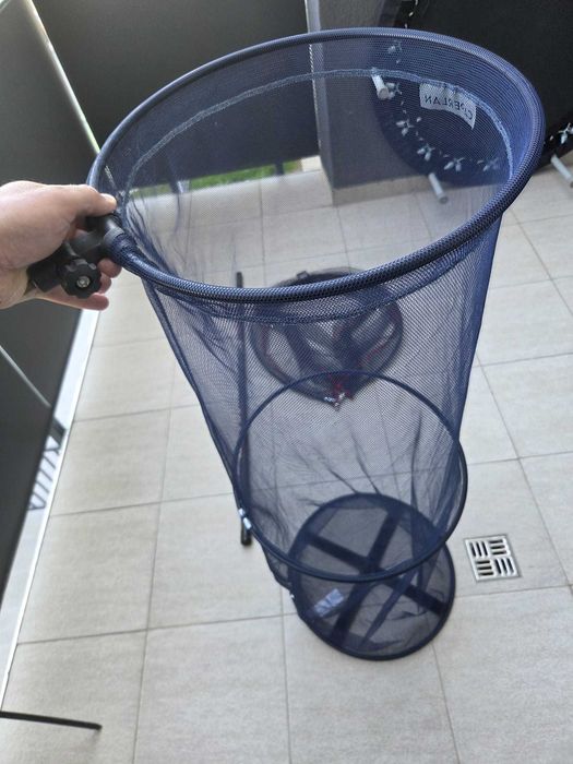 Vand minciog si sac retinere cu coada Pescuit la feeder