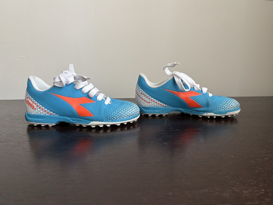 Ghete fotbal copii Diadora, marimea 36