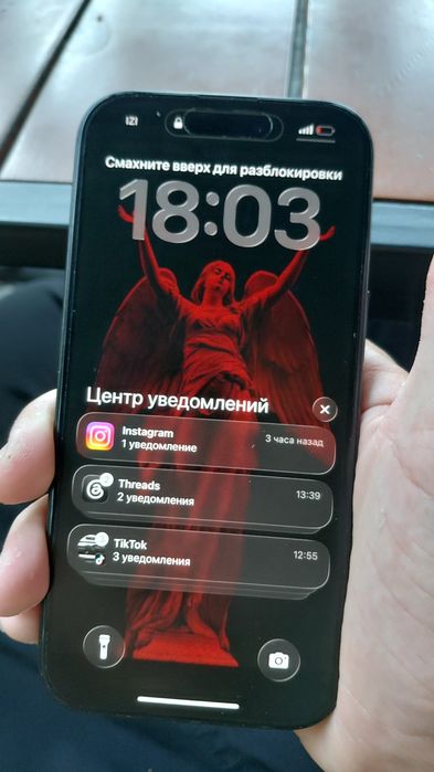 Продам iPhone 15 128GB