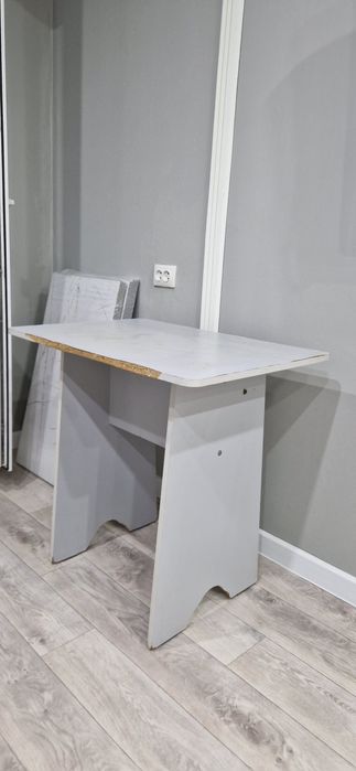 Продам стол 15 тыс