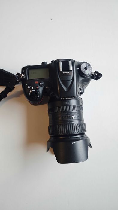 Nikon D7100 body + obiectiv 16-85mm 56030 cadre