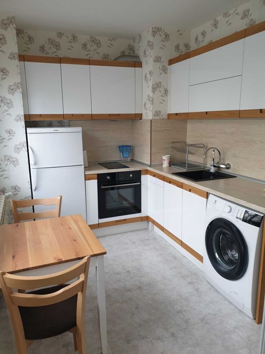 Продава се Двустаен апартамент в София, Света Троица - 72 кв.м за 1737 €/кв.м - Снимка #1