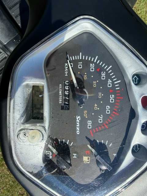 Scuter fara permis , benzina ambele 2017!!! La souris si Senzo 49cc, 4 timpi , Fara permis 25 kmh pe cartea RAR!!