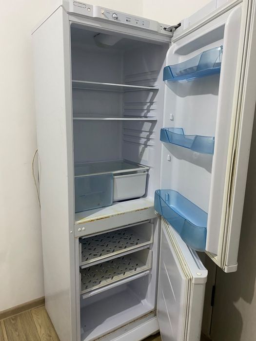 Продается Холодильник