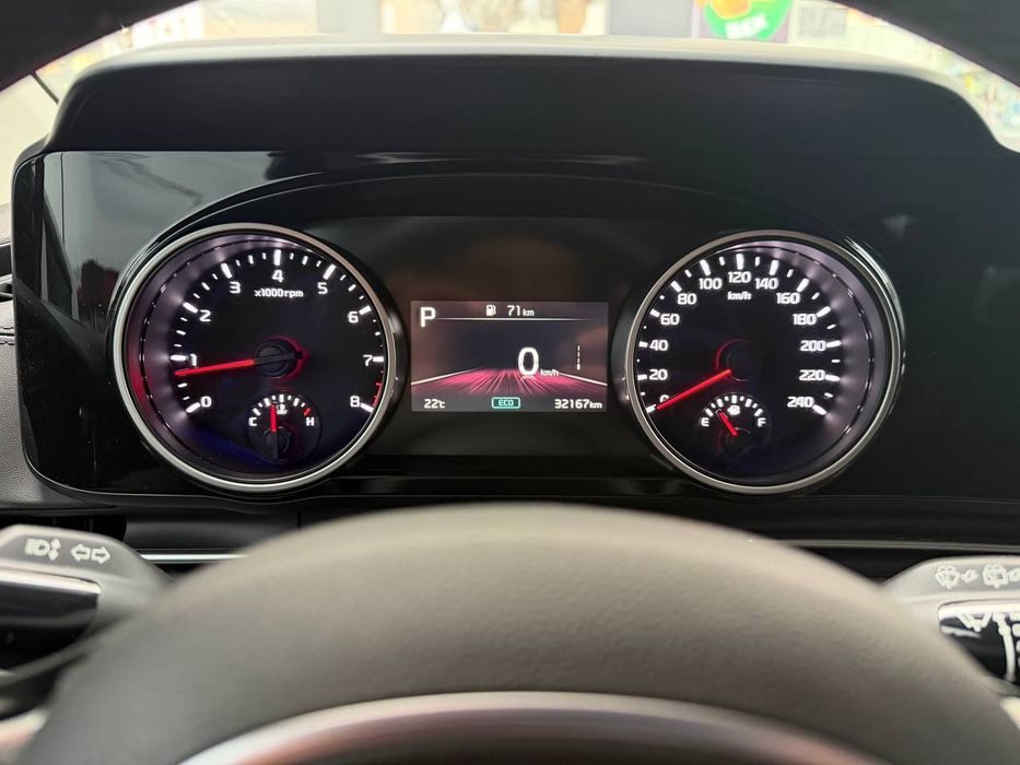 Kia carnival 2023 Holati ideal 2 pozitsiyasi