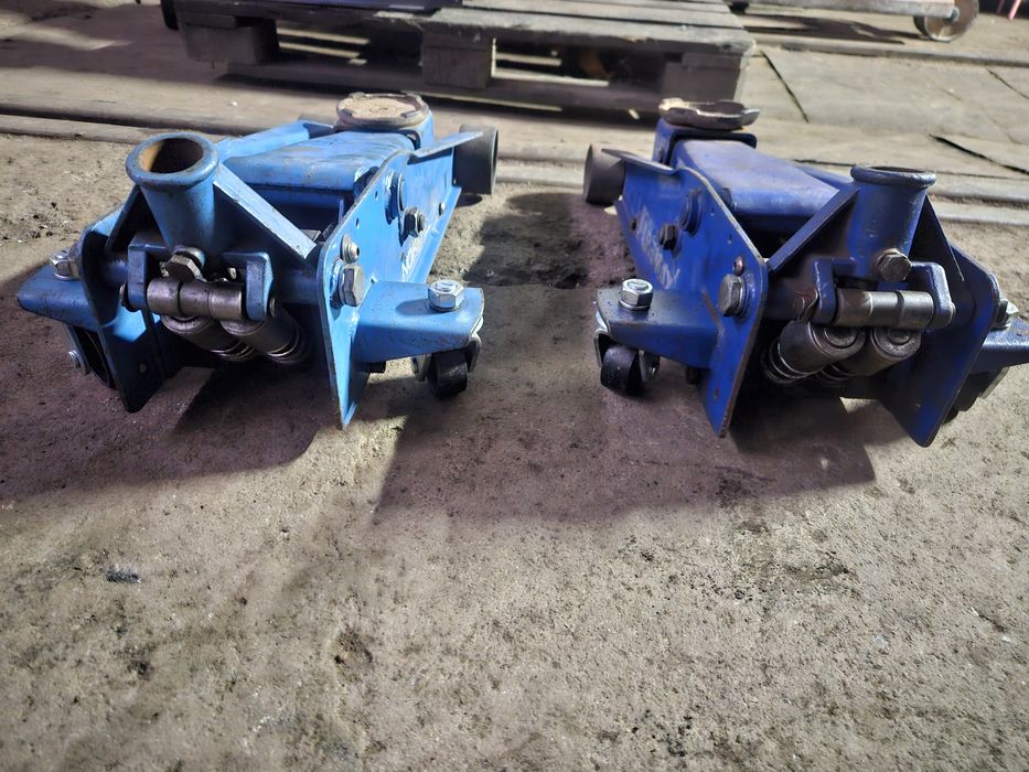 Домкрат Подкатные 3т