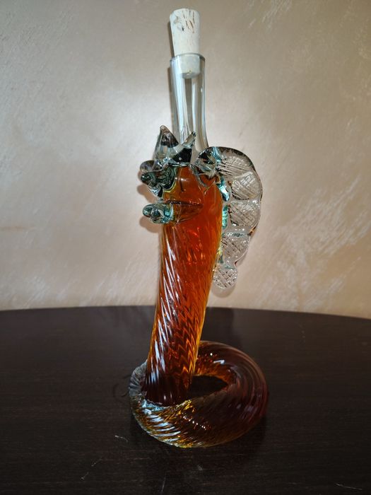 Стъклени бутилки за алкохол