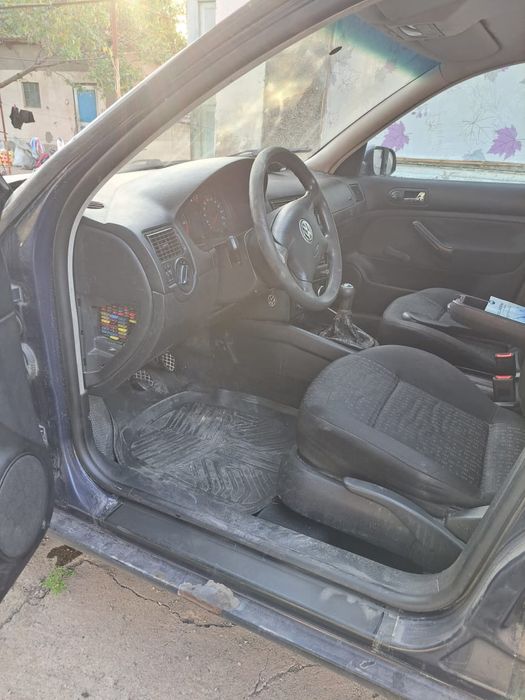 Volkswagen Golf продам СРОЧНО