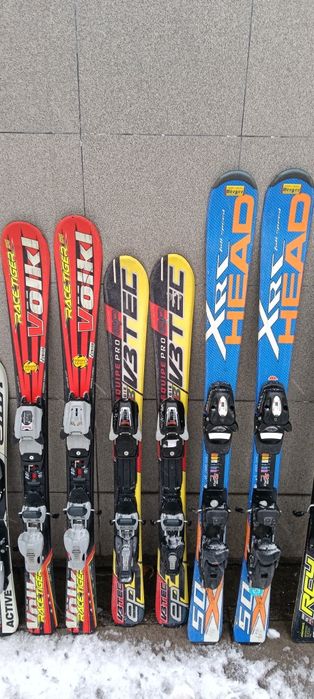 Продавам сноубордове,обувки, ски, калъфи  от Швейцария