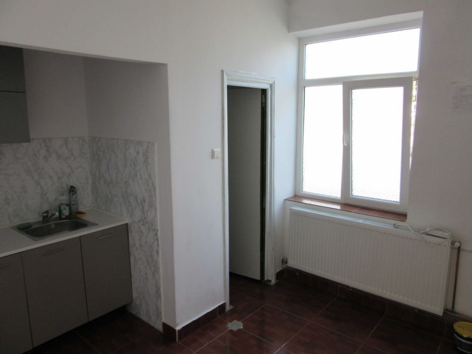 Spatiu Comercial 50 mp