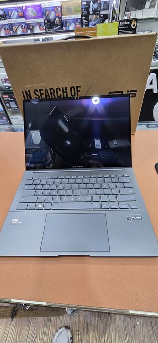 Ультрабук ASUS Zenbook 14 OLED Q415M