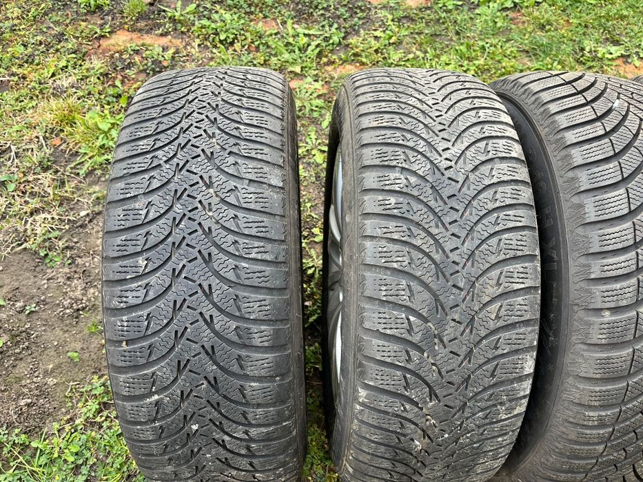 Jante aliaj vw cu cauciucuri iarnă 215. 60.16  99h     5x112