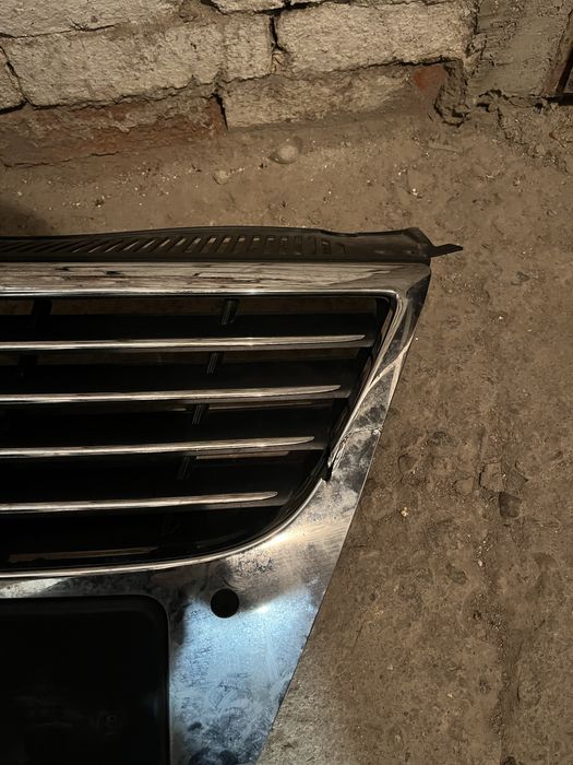 Предна решетка маска за passat b6