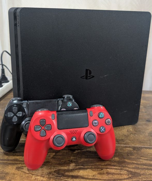 PS4 Slim (ПС4 Слим) + Топ Игры + 2 геймп.