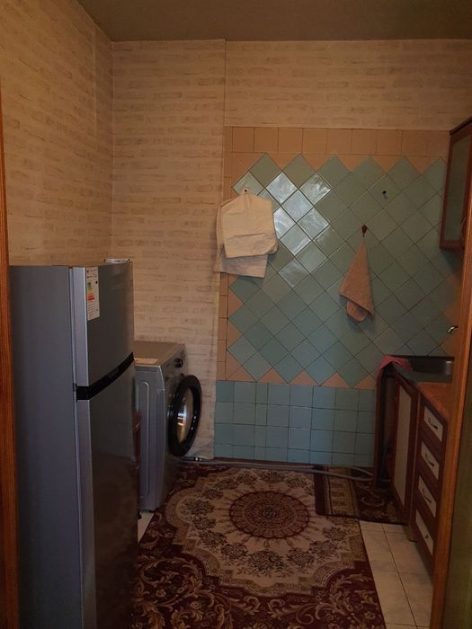 Yunusobod 15 kv 3/2/4 uy sotuvda  Turkiston metro 200 metr