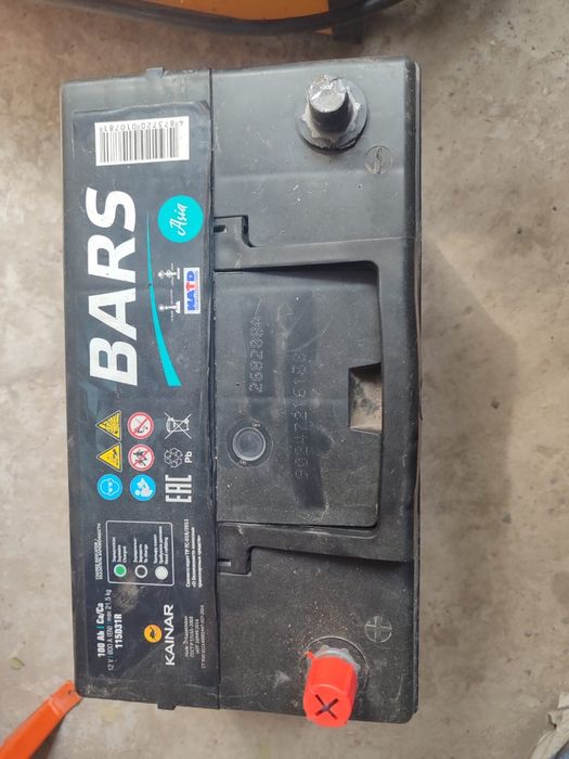 Аккумулятор 12v. 800 A.