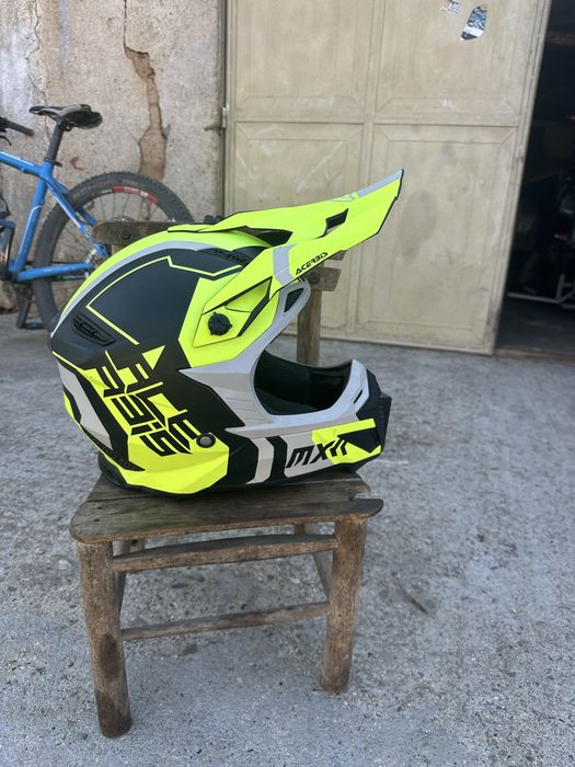 Каска за кросов мотор ACERBIS PROFILE 5 L размер 59-60  без цепки като нова