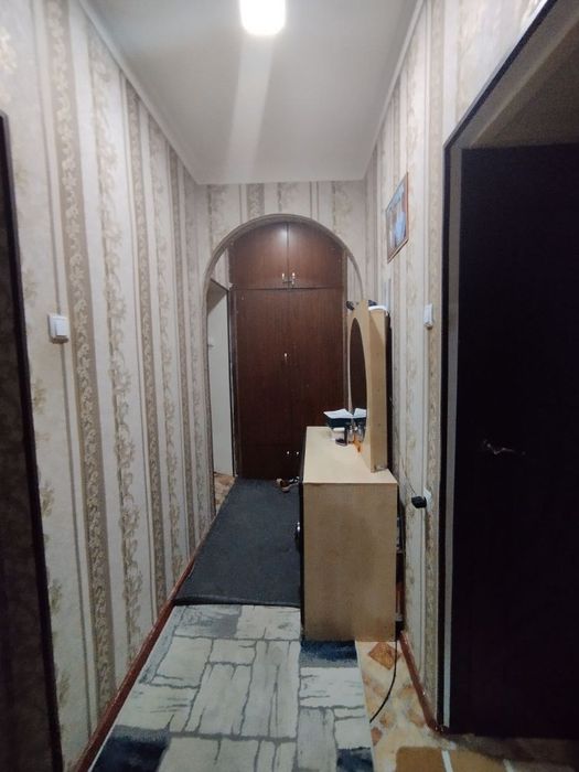 Yunusobod 6kv sotiladi 4xona