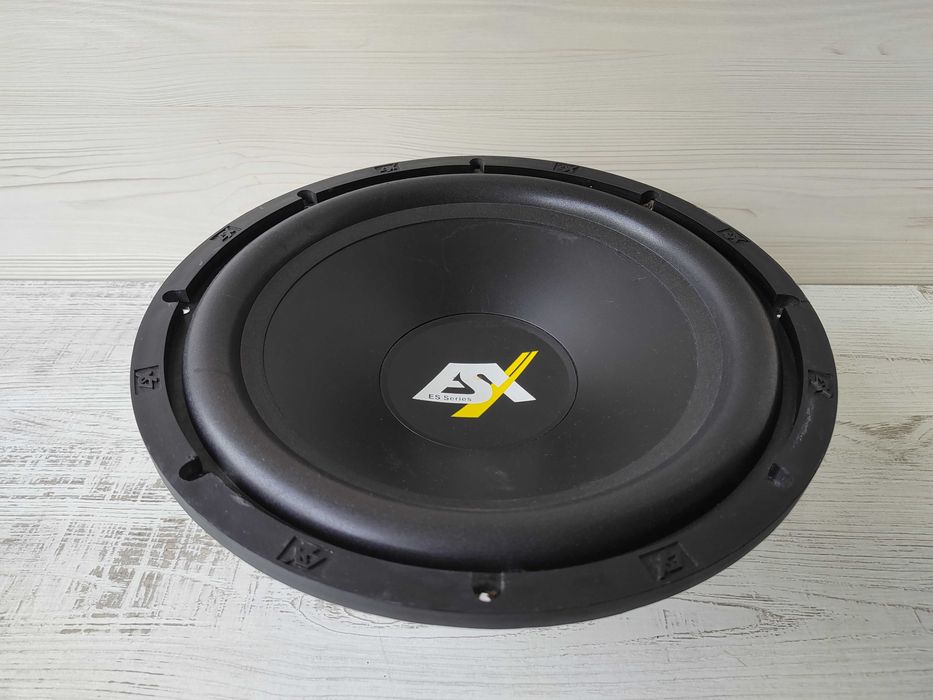Като нов! 12" Субуфер ESX ES 124 (500W Max / 4 Ohms) – Перфектен бас