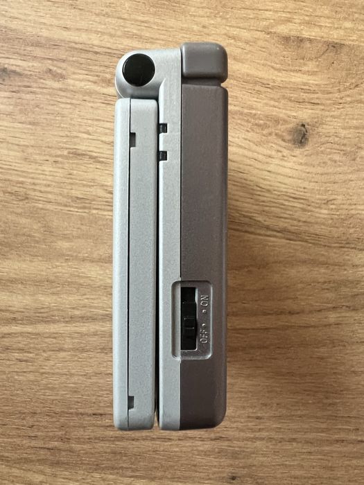 Game Boy Advance SP NES Edition (AGS-101) - Ultra Rar - Original