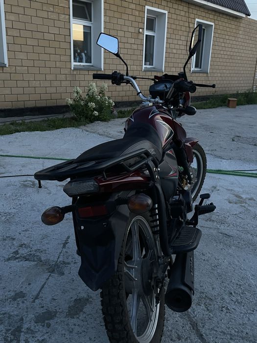 Мотоцикл 125 кбуов