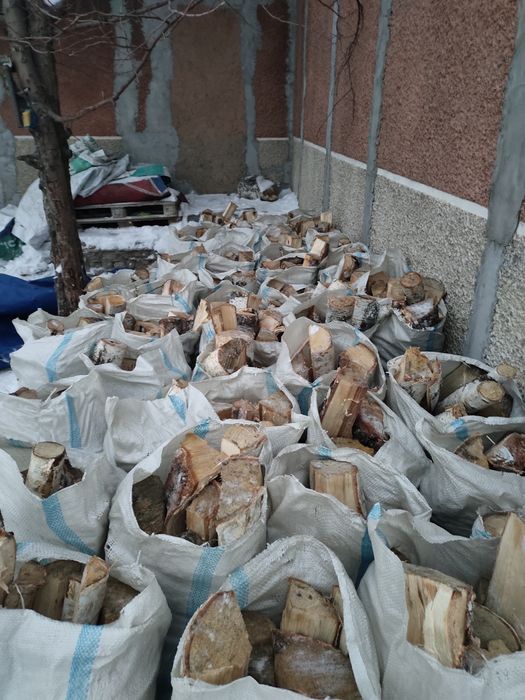 Продам дрова в мешках. Берёза.