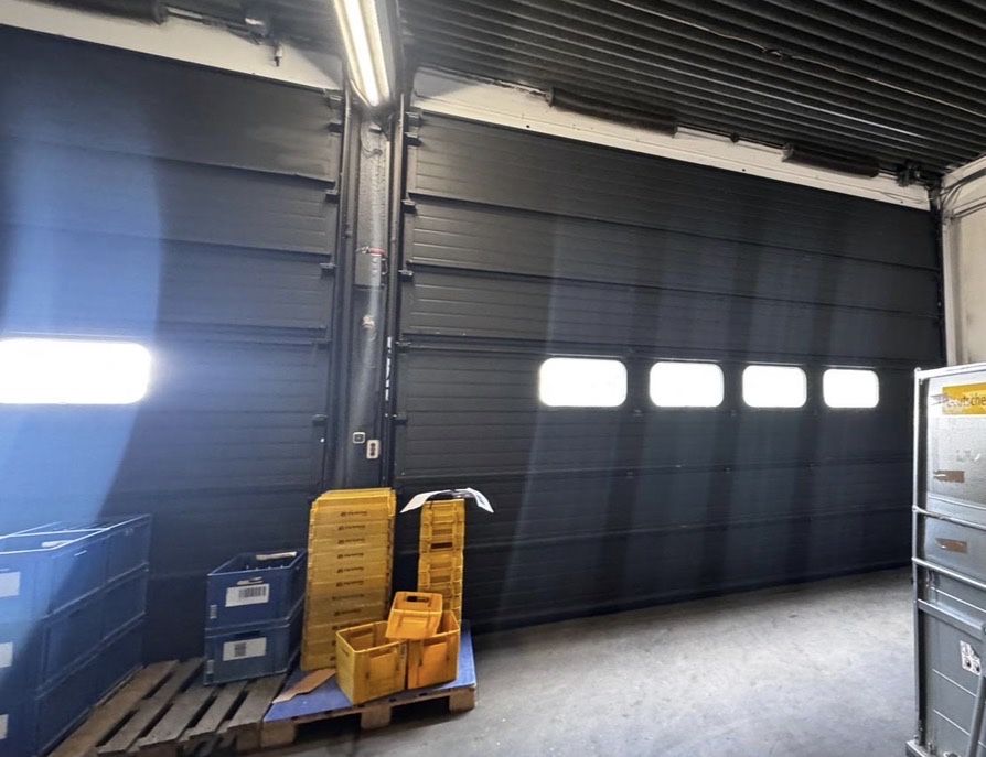 USA SECTIONALA INDUSTRIALA Crawford  poarta hala garaj  H 420  x L 575