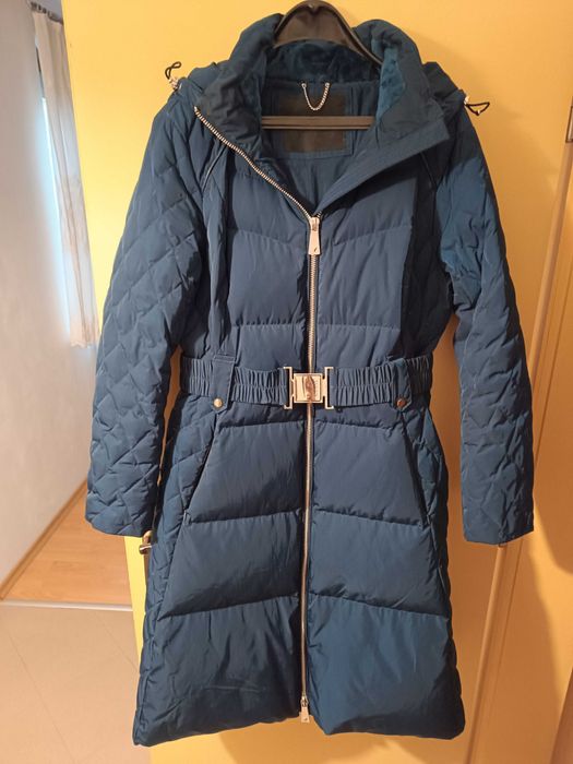 Дамско яке с качулка Guess