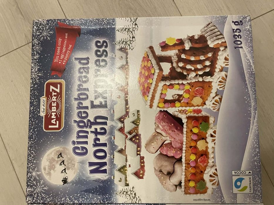 Cauta sau trenulet  decorative din tartan dulce