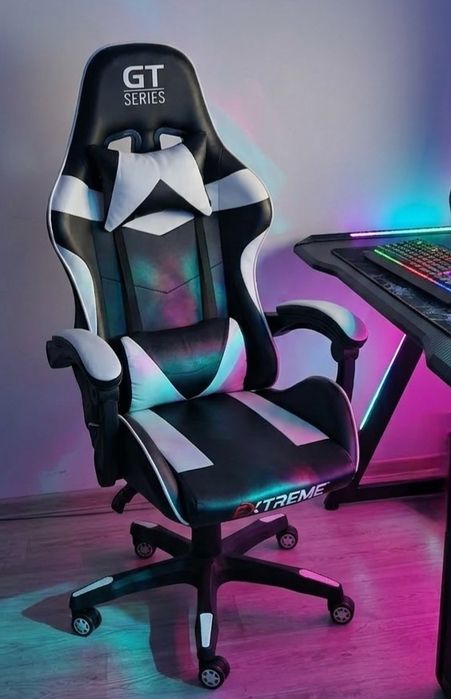 AMD 3950X + 32GB RAM + SSD 750 GB + monitor 27 INCH , scaun gaming etc