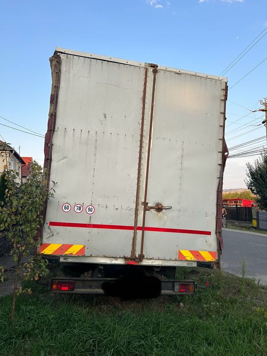 Vand sau dezmembrez IVECO EUROCARGO