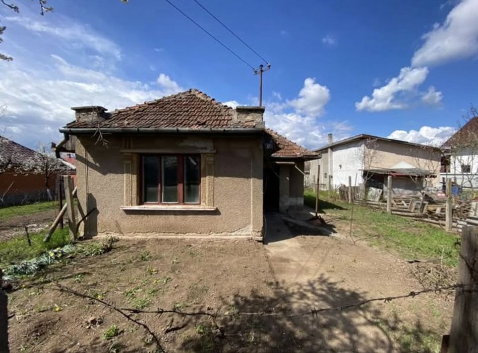 Teren/Casa de vanzare, Str. Florilor, Carei